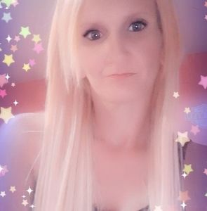 Meet your Posher, Katina